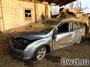 Битый автомобиль Ford Focus RS